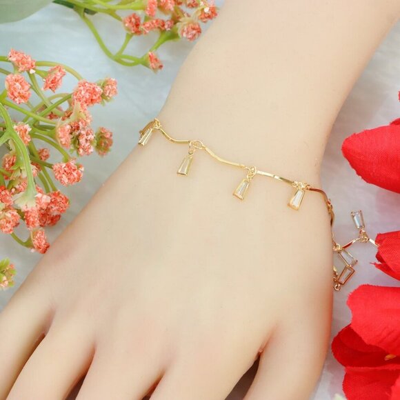 "New Beautiful Design Bracelet for Women/Girls, Gift, B810 - Picture 10 of 10